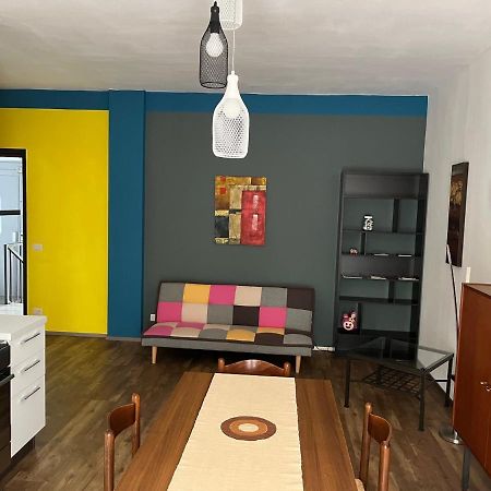 Appartamento Mela Ad Alba, Cuore Delle Langhe Extérieur photo
