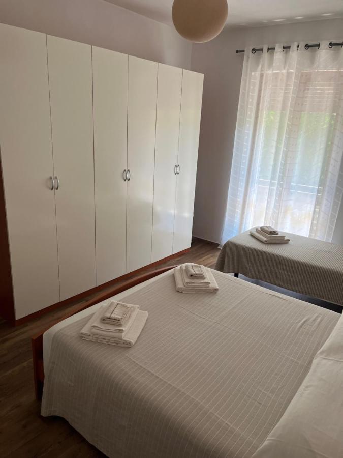 Appartamento Mela Ad Alba, Cuore Delle Langhe Extérieur photo
